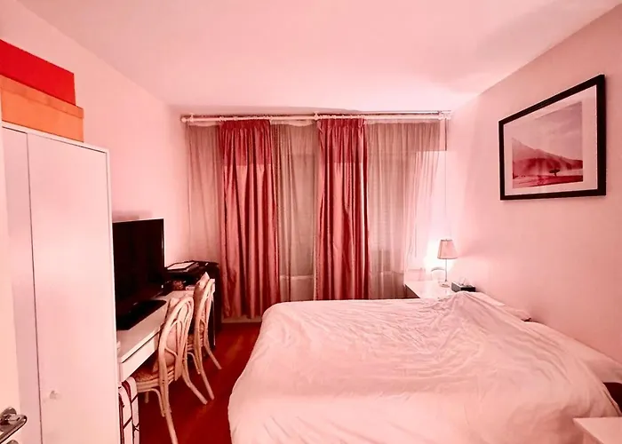 Charming Flat Beside Champs-elysees Daire